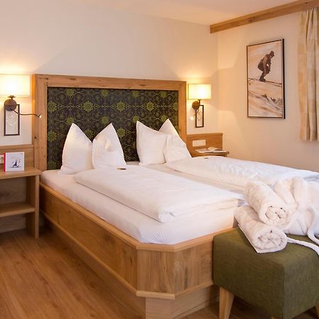 Hotel Garni Bavaria Ellmau Bagian luar foto
