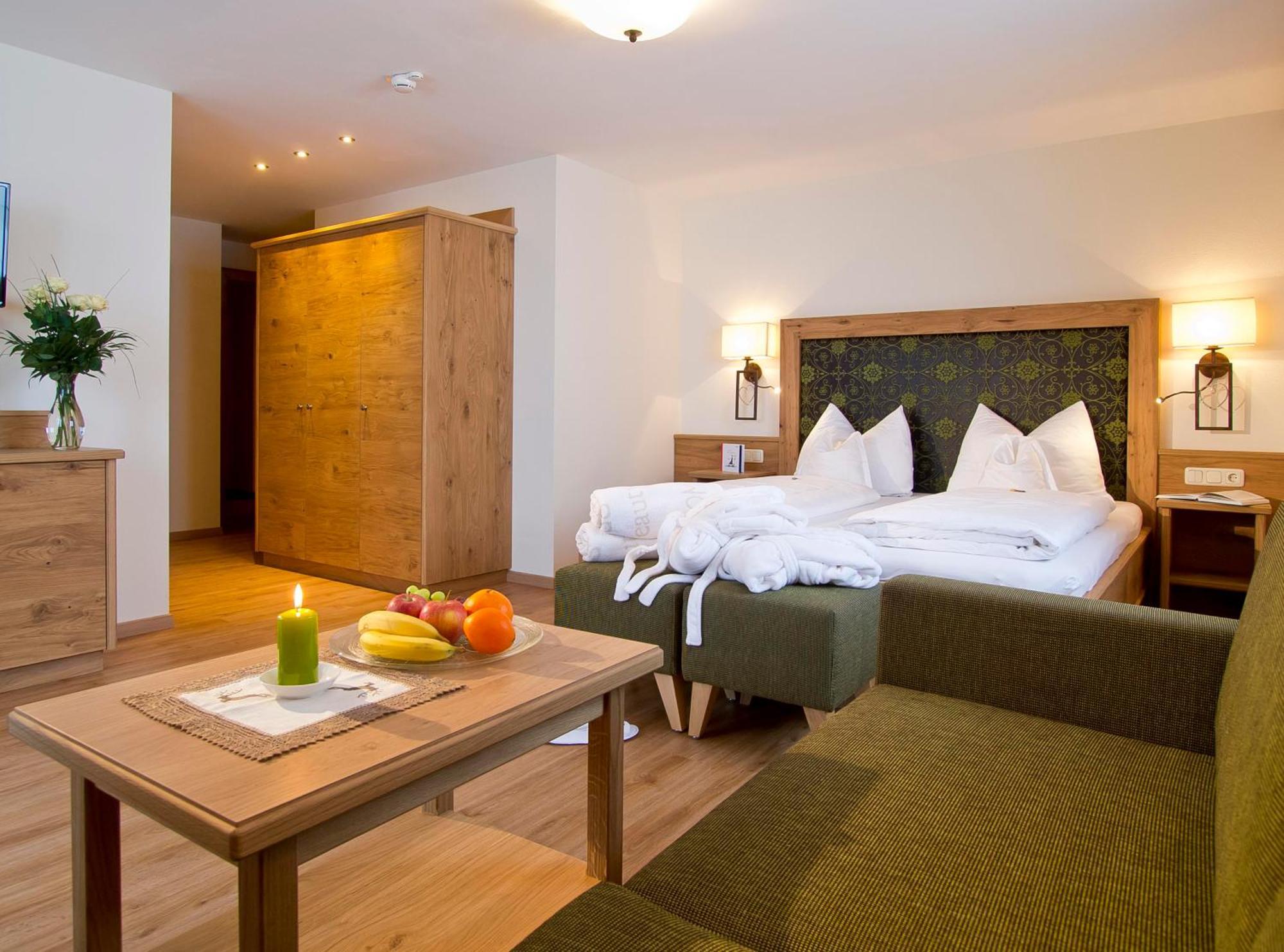 Hotel Garni Bavaria Ellmau Bagian luar foto