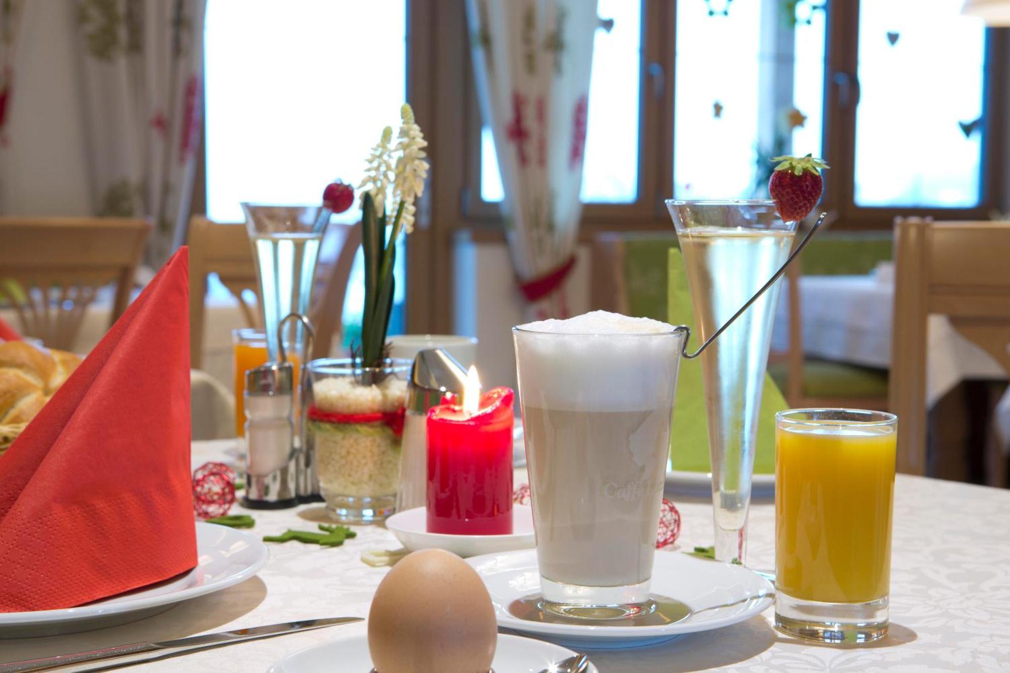 Hotel Garni Bavaria Ellmau Bagian luar foto