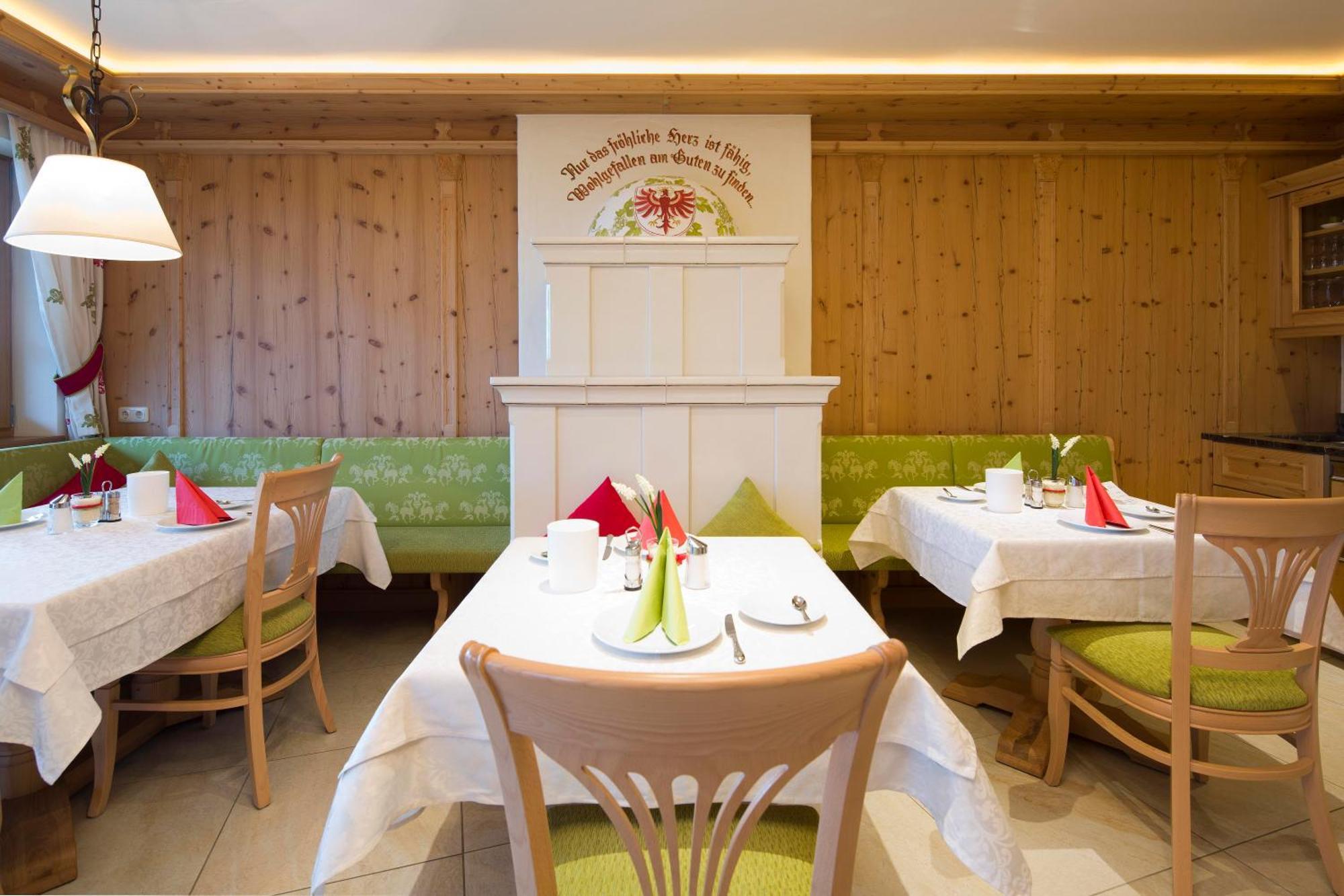 Hotel Garni Bavaria Ellmau Bagian luar foto