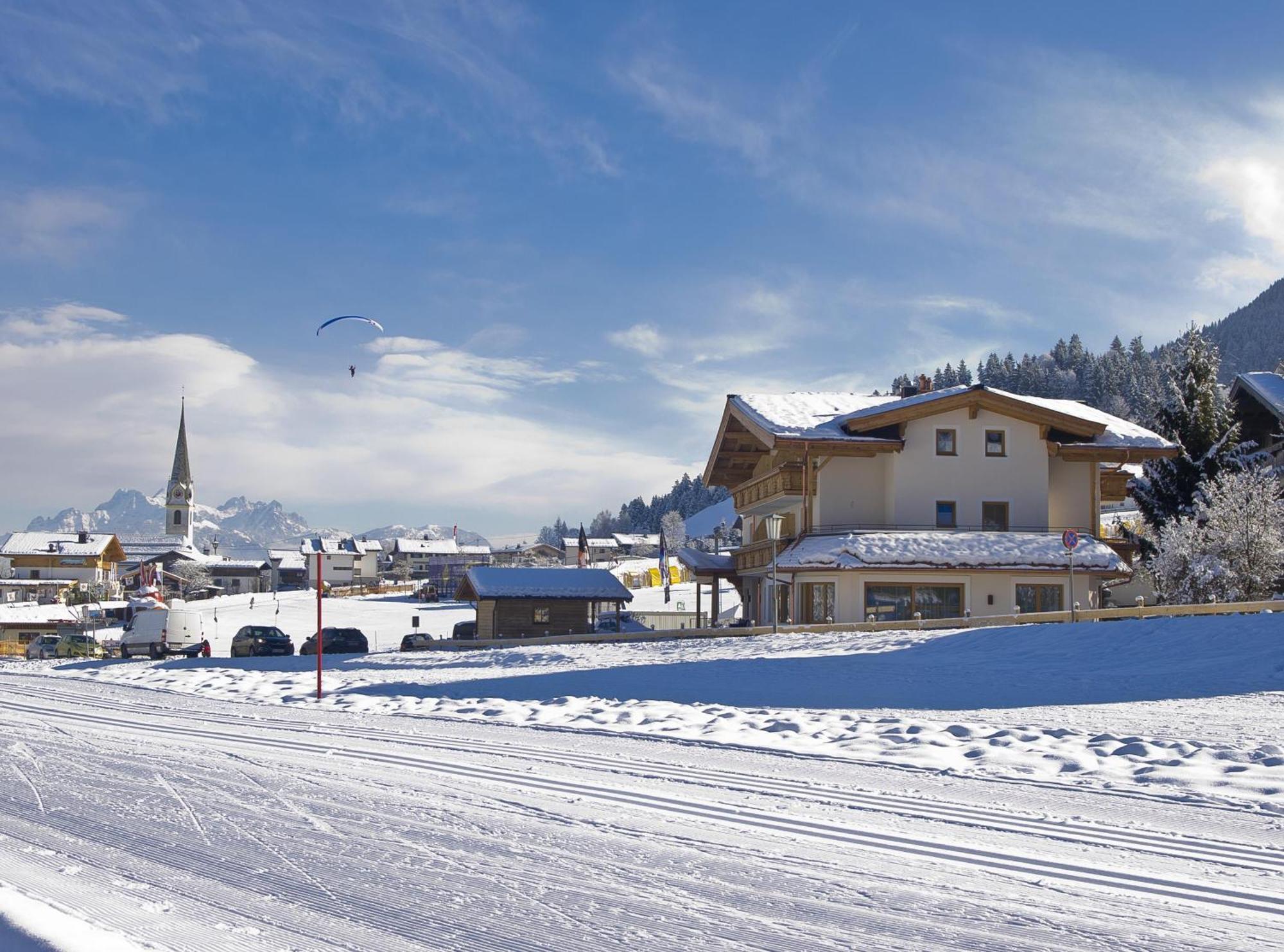 Hotel Garni Bavaria Ellmau Bagian luar foto