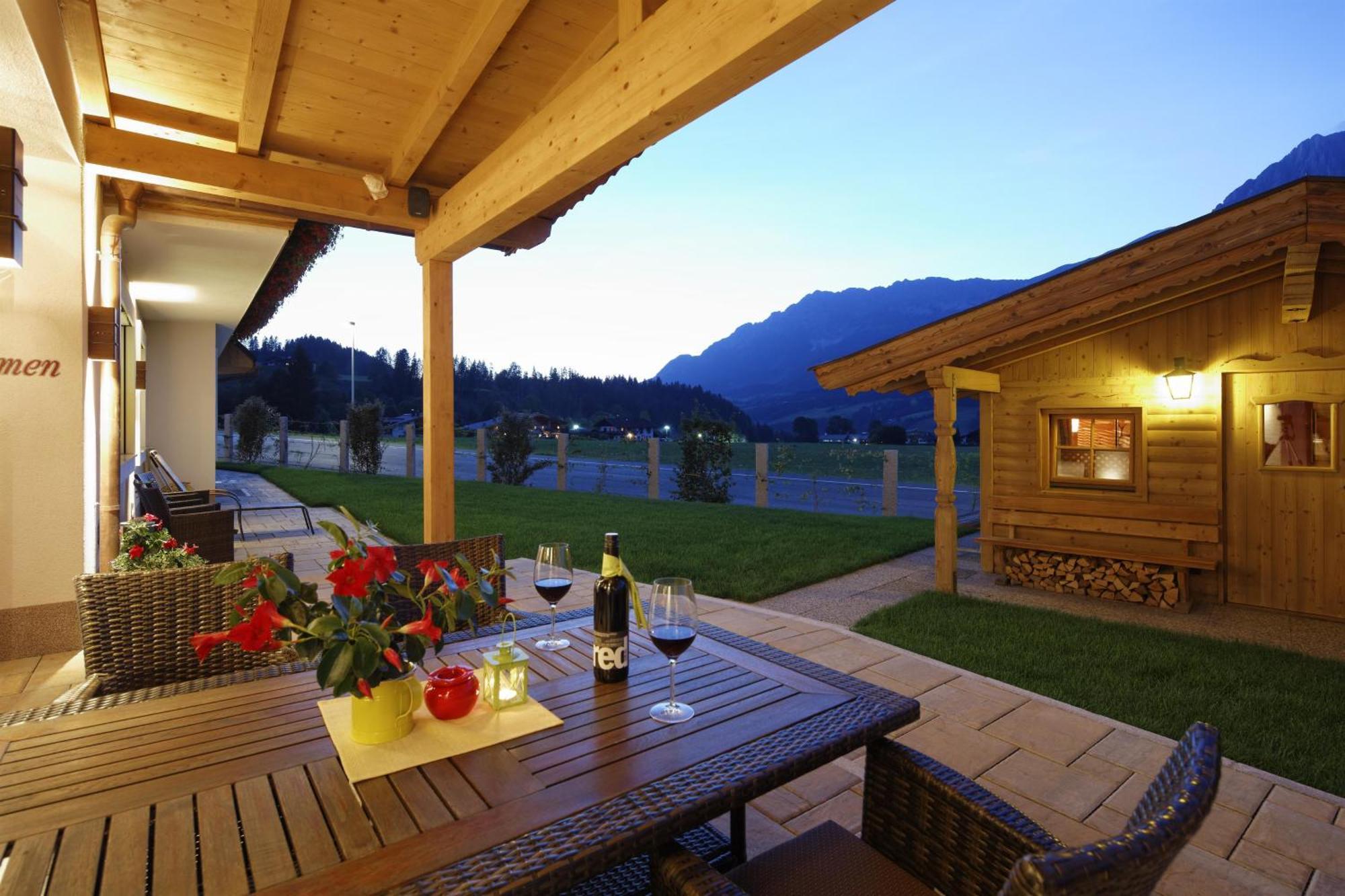 Hotel Garni Bavaria Ellmau Bagian luar foto